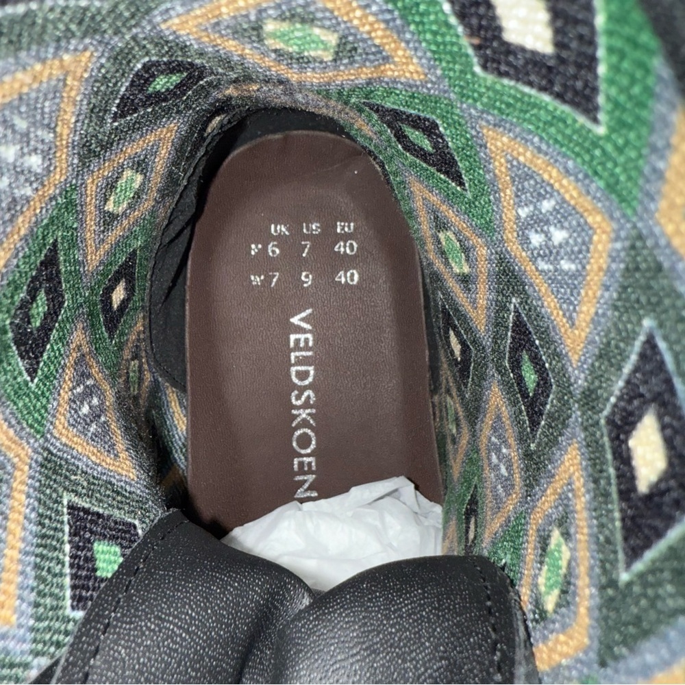 VELDSKOEN Move Me Ranger Boot Black Leather Black Sole Men’s 7 Women’s 9 EU 40 - Picture 10 of 16